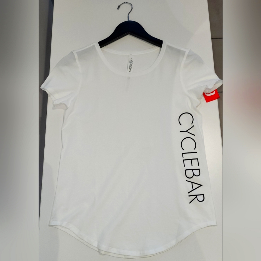 Lululemon Cyclebar love crew